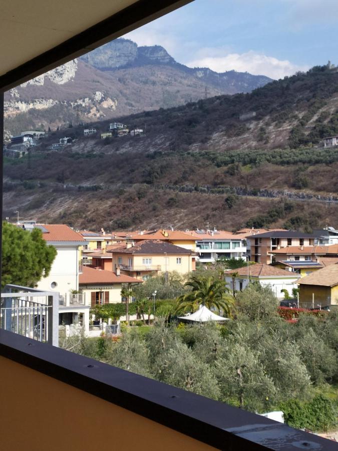 Hotel New Garden à Torbole Sul Garda Extérieur photo