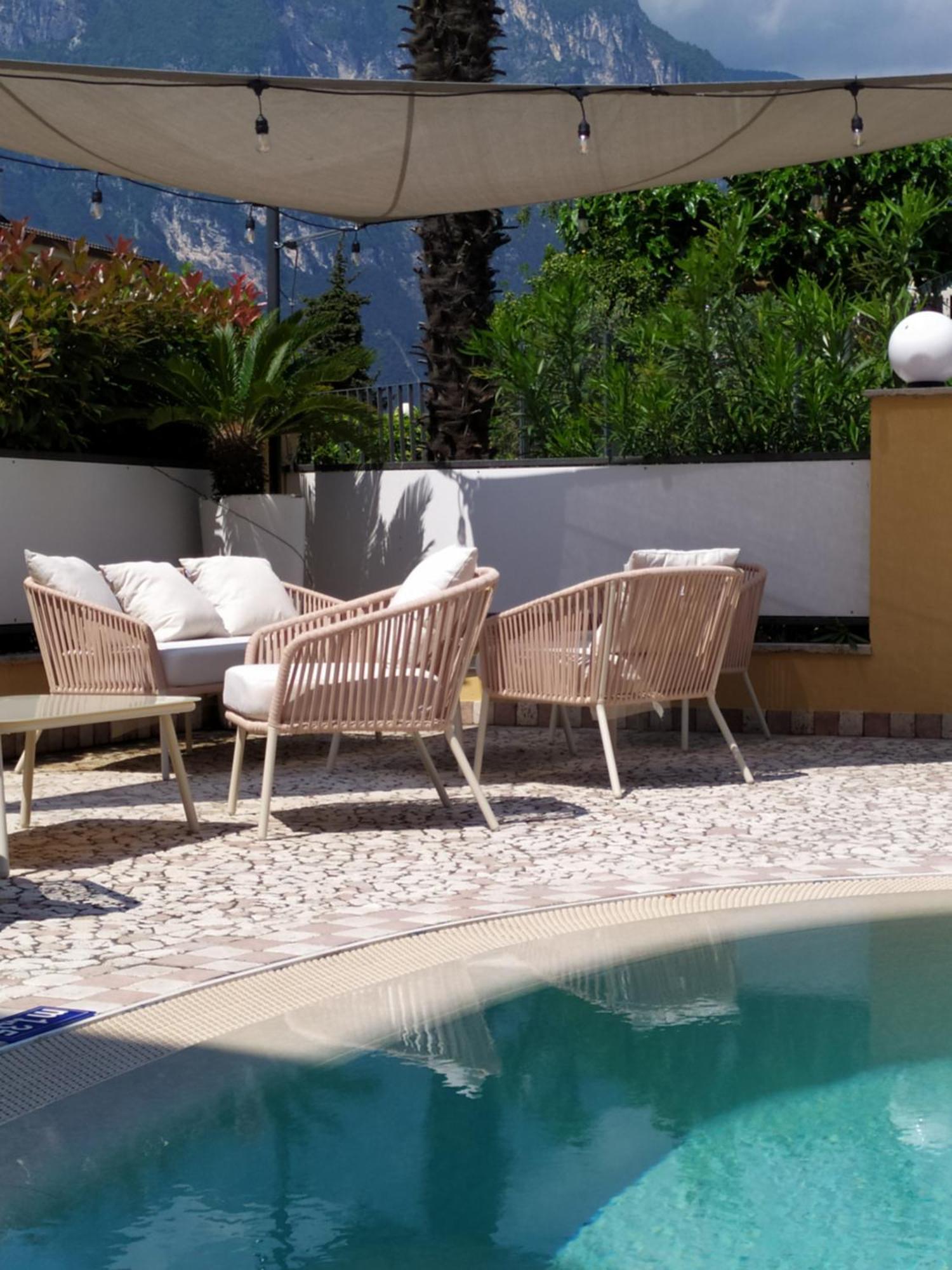 Hotel New Garden à Torbole Sul Garda Extérieur photo